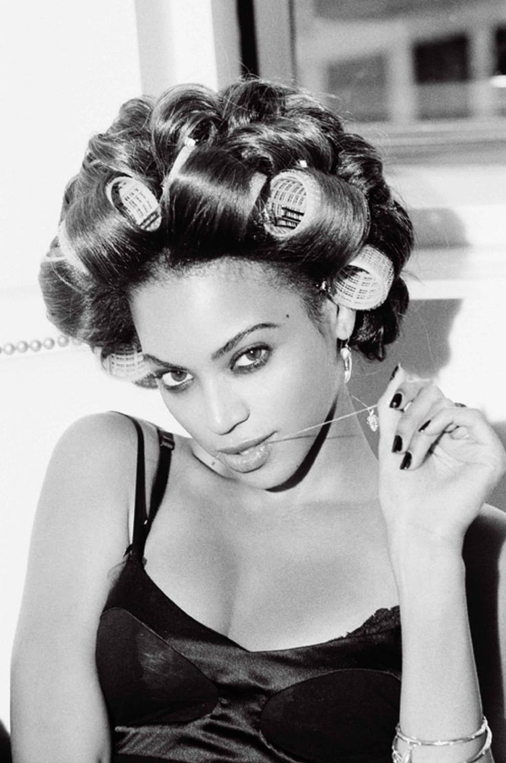 Beyoncé har flere anledninger vist frem sine hårruller.