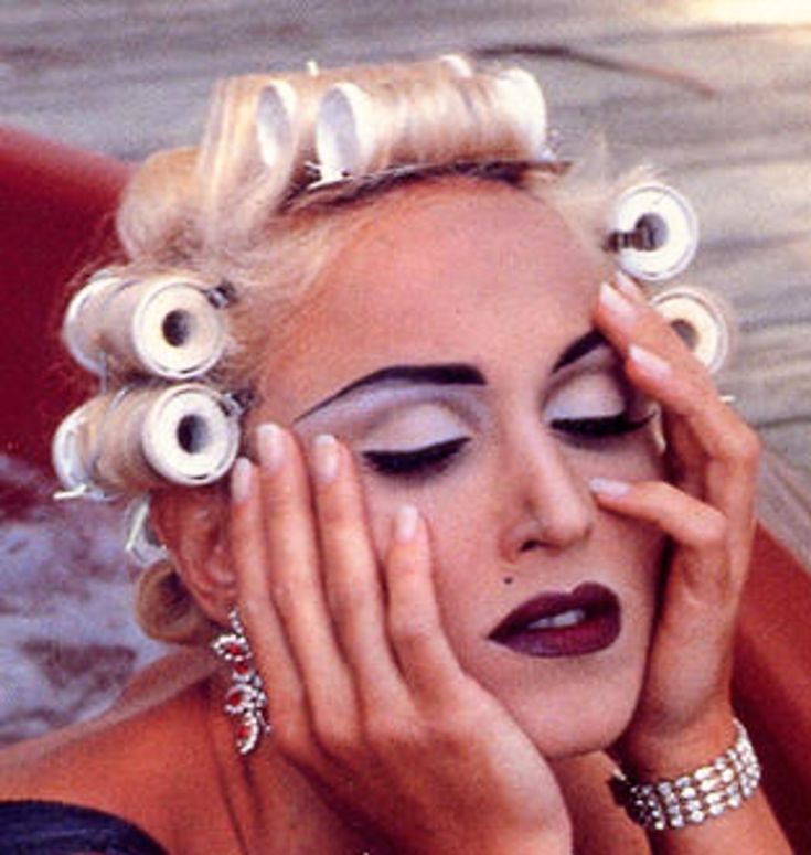 Madonna med hair rollers fra 90-tallet.